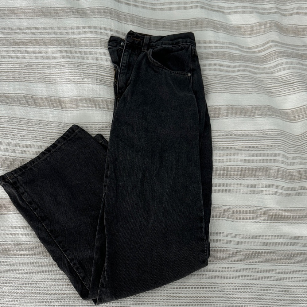 Women’s Black Loose Straight Jeans